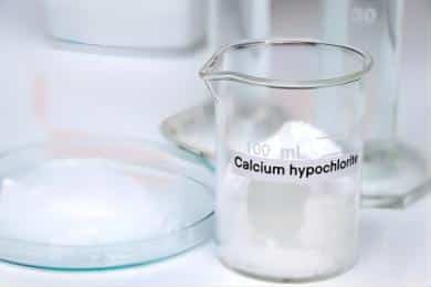 Calcium hypochlorite chemicals in solid form