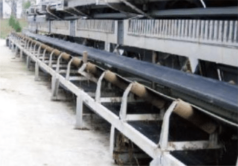 The belt conveyor is transporting the sludge treated by the sludge dewatering machine